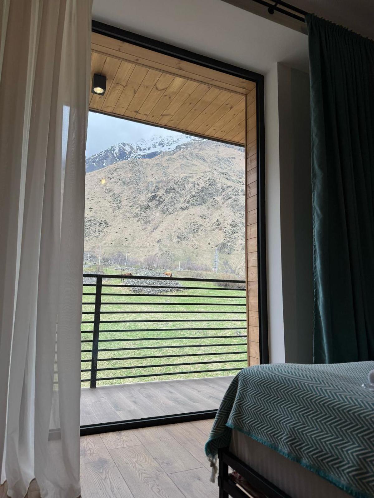 Kazbegi Hotel Grand View Buitenkant foto