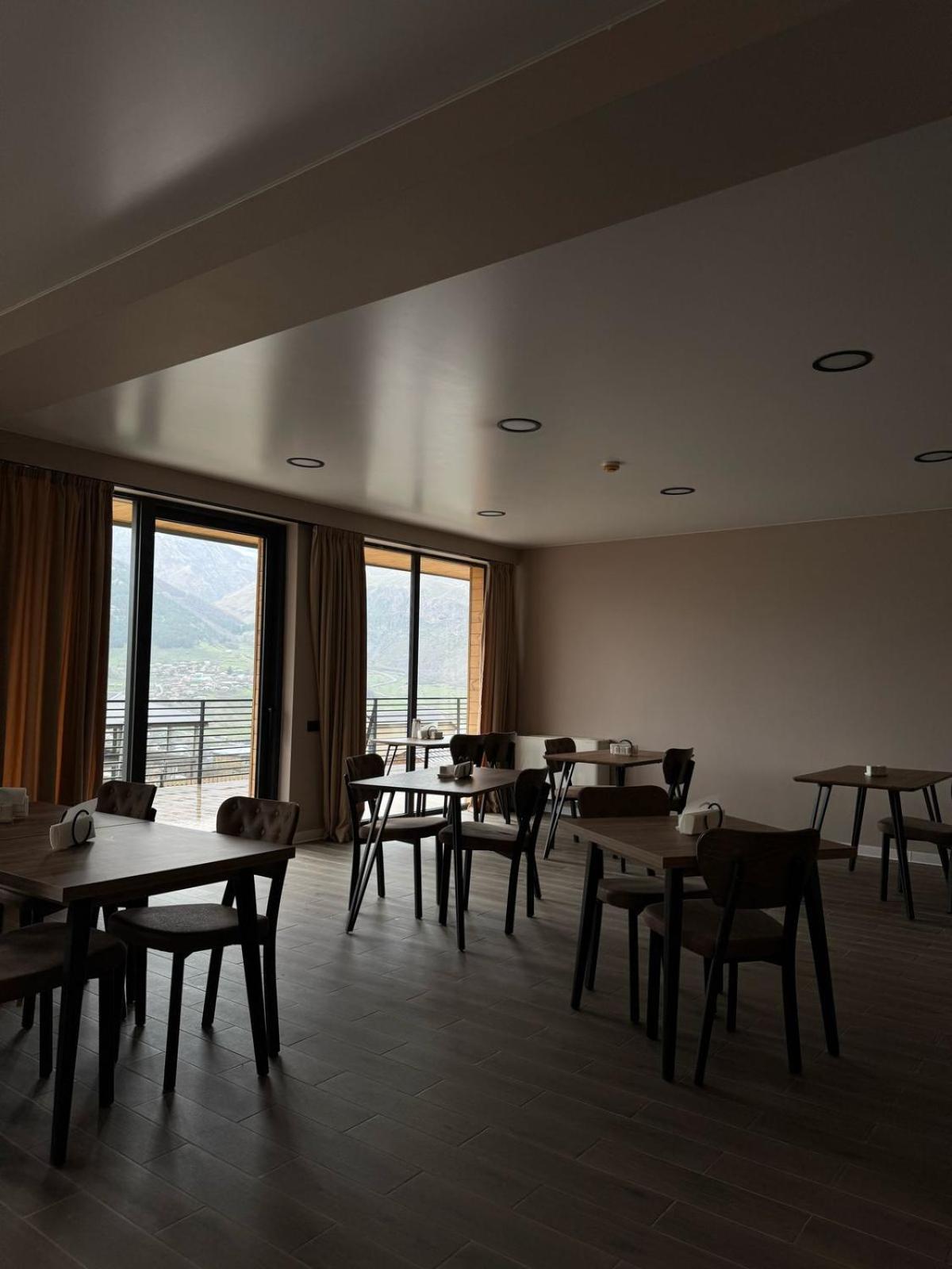 Kazbegi Hotel Grand View Buitenkant foto