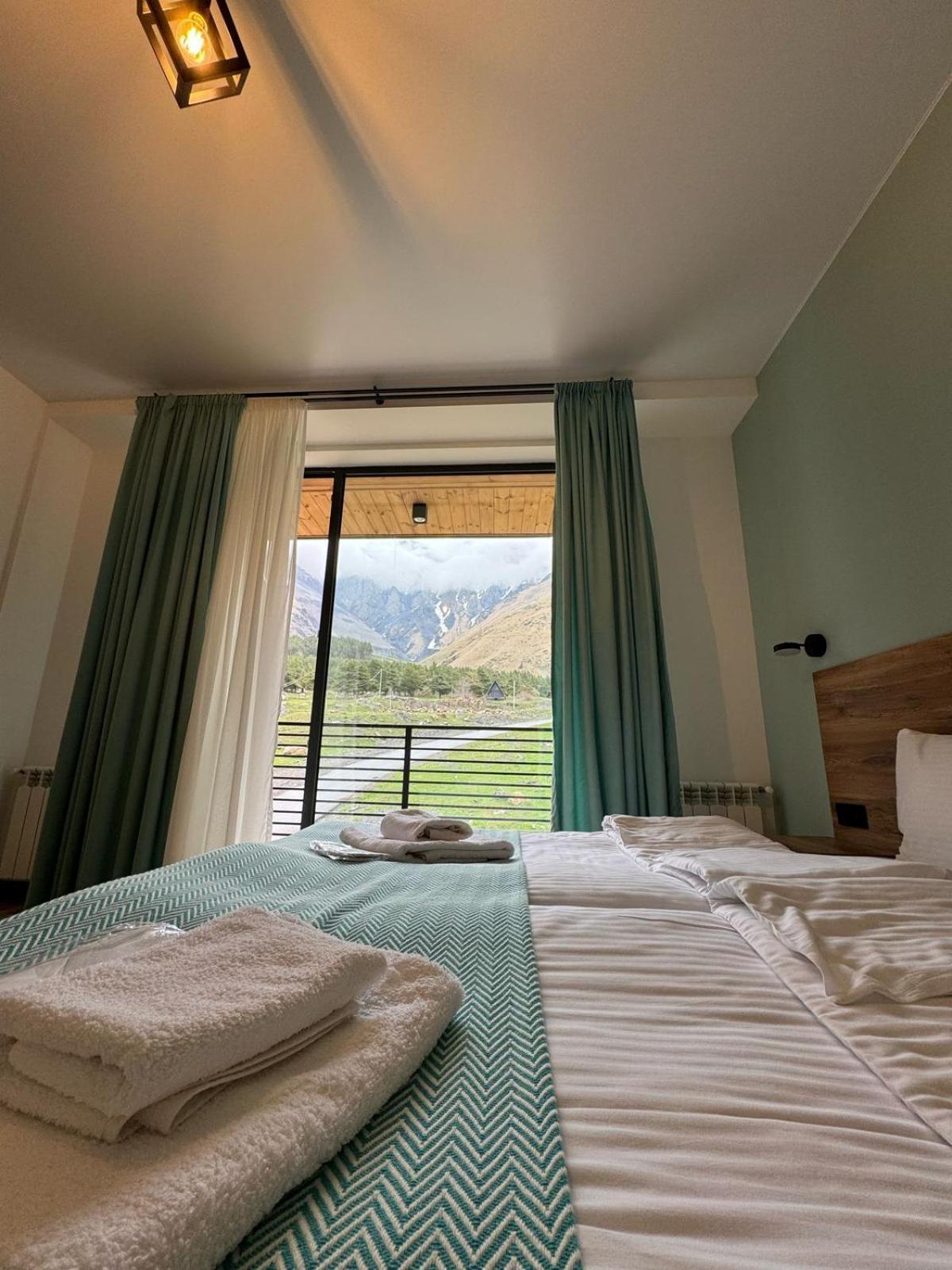 Kazbegi Hotel Grand View Buitenkant foto