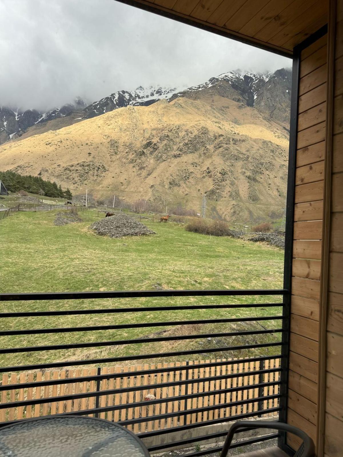 Kazbegi Hotel Grand View Buitenkant foto