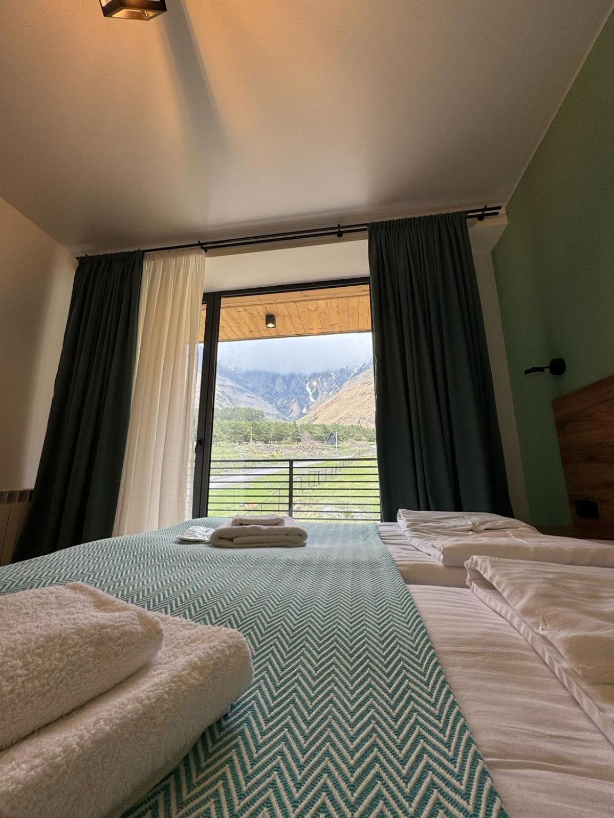 Kazbegi Hotel Grand View Buitenkant foto