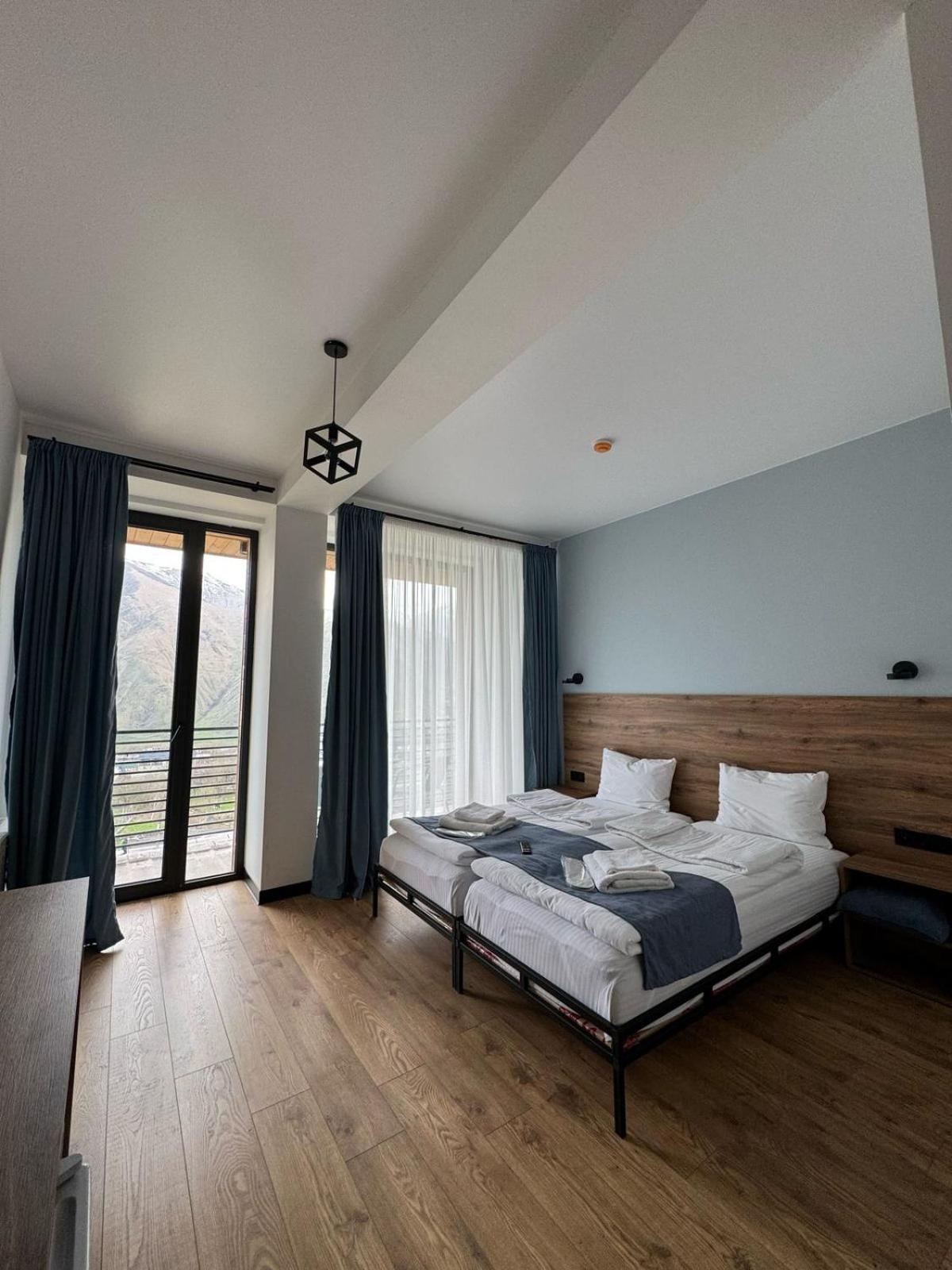 Kazbegi Hotel Grand View Buitenkant foto