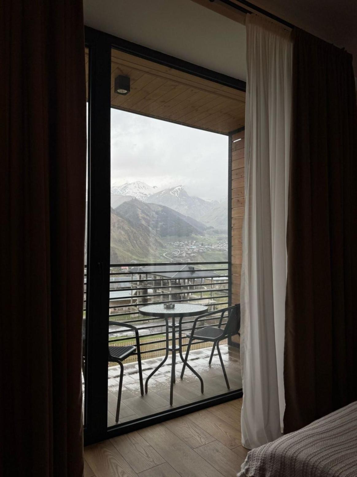 Kazbegi Hotel Grand View Buitenkant foto
